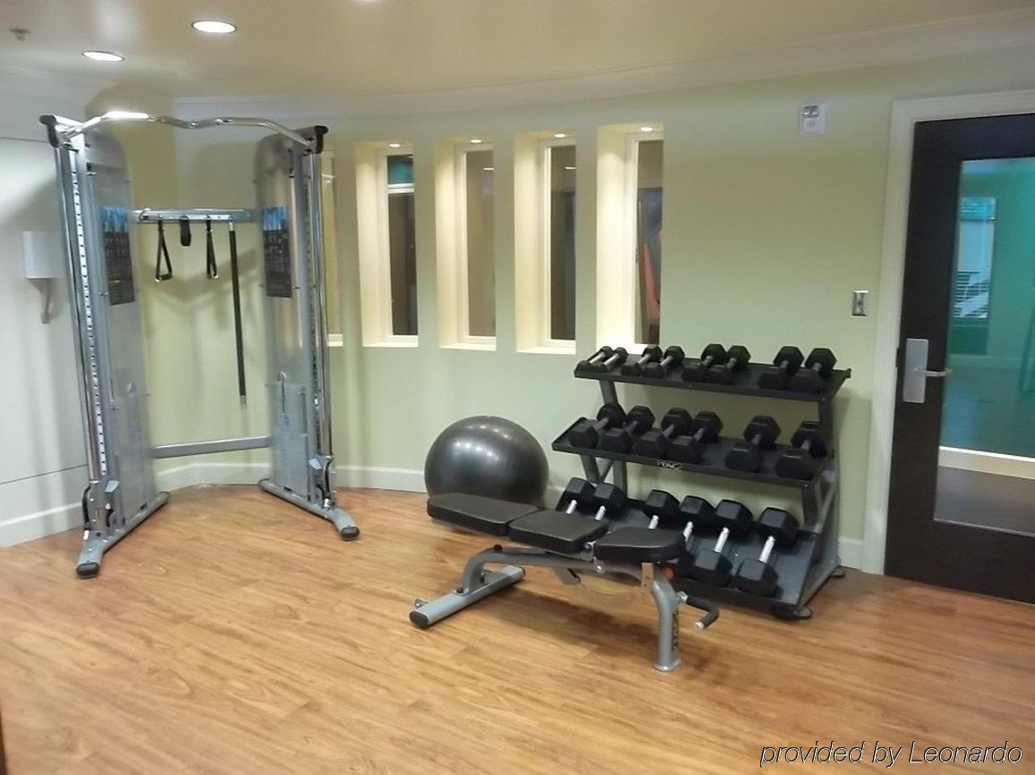Hotel Indigo Atlanta Airport College Park By Ihg Съоръжения снимка